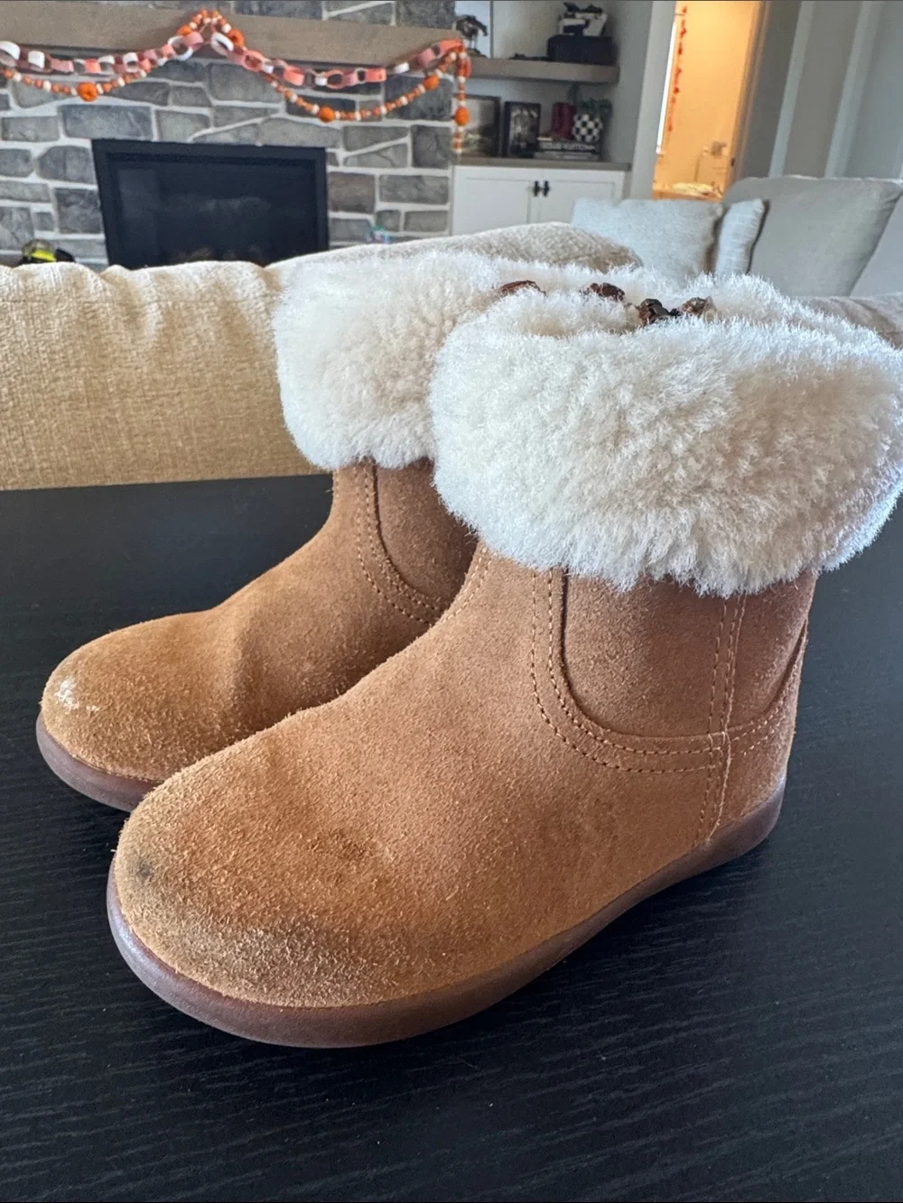 N/A toddler ugg